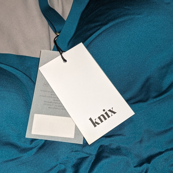 Knix V-Neck One Piece Swimsuit. NEW - Picture 5 of 9